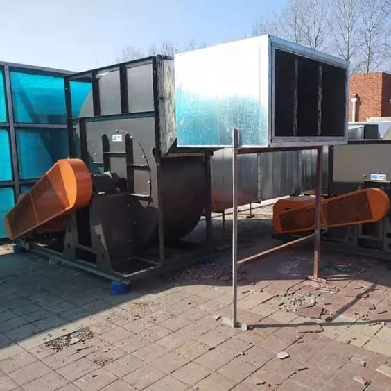 油煙凈化專用風機 改造后2 油煙凈化專用風機 改造后2